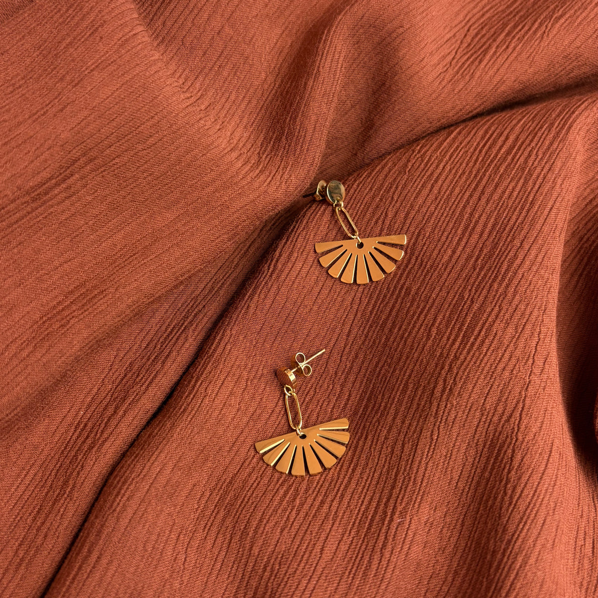 Sol Drop Earrings
