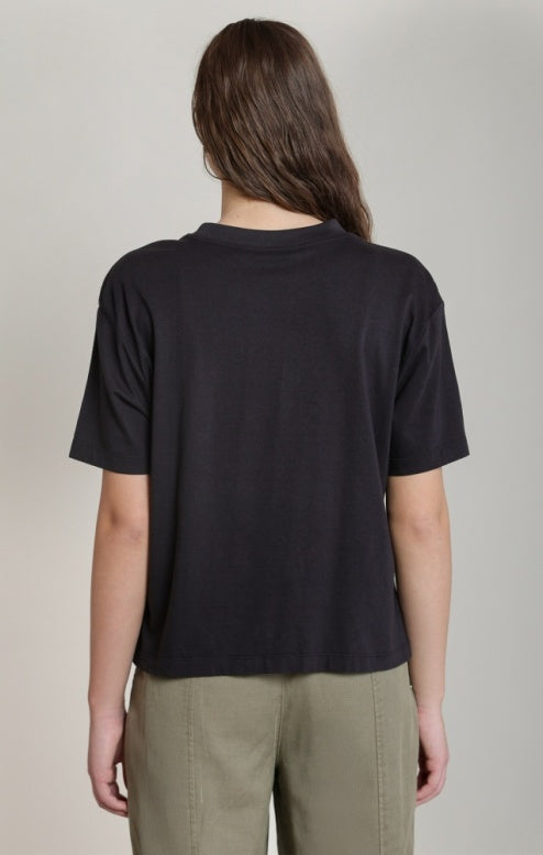 The Luca Essentials Tee - Black