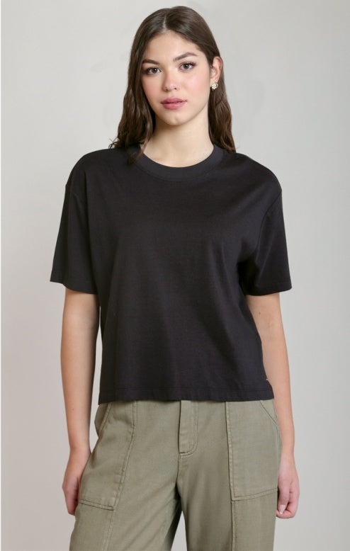 The Luca Essentials Tee - Black